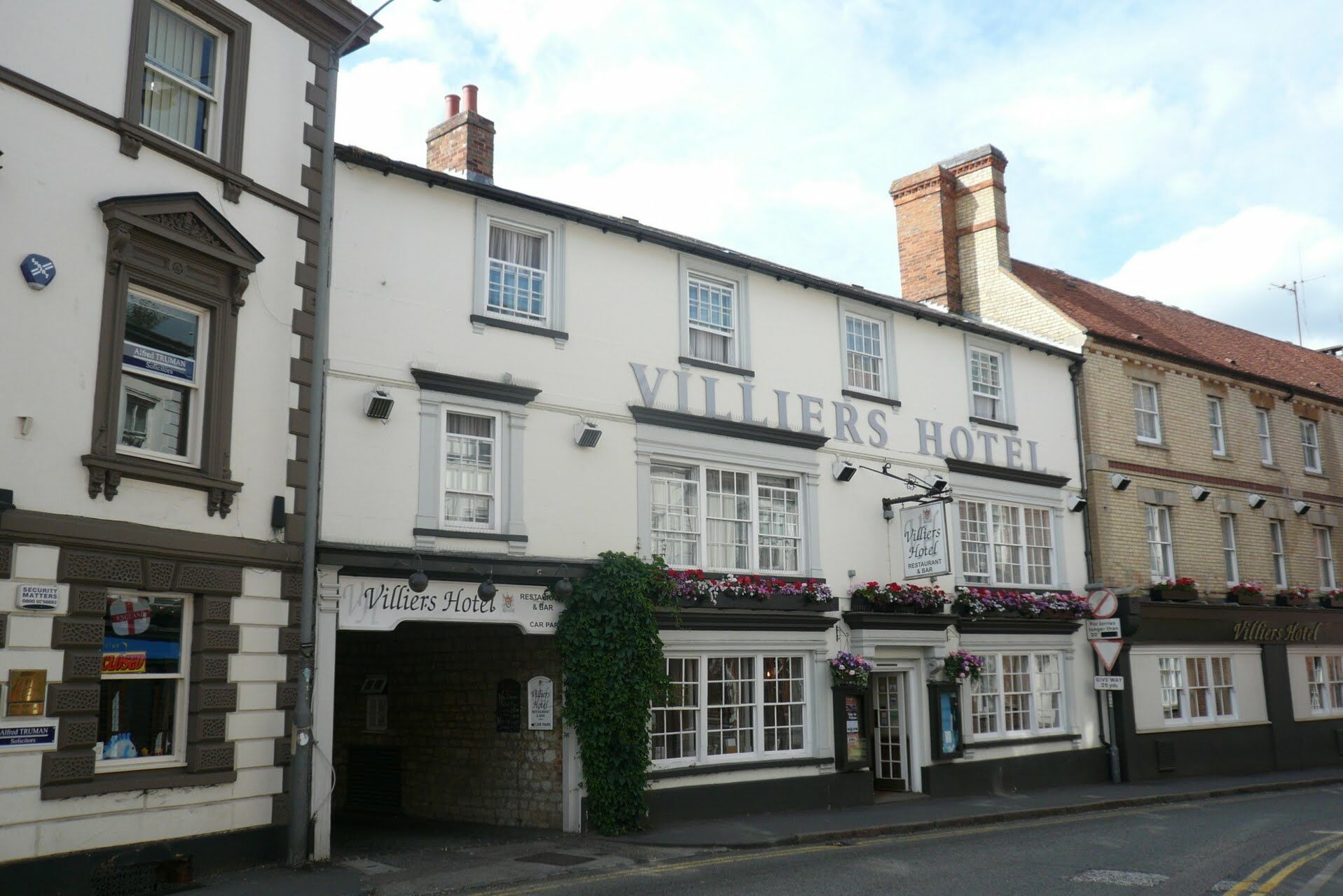 Milton Keynes/Buckingham Villiers Hotel Exterior foto